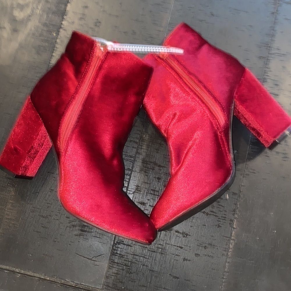 New Red Velvet Floral Booties​​​​​​​​​​​​​​​ Y2K Boho Chic Witchycore - Picture 8 of 9